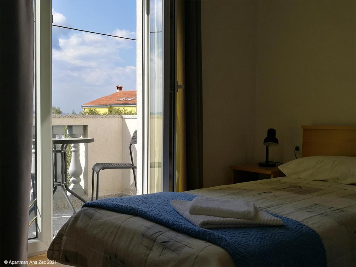 Apartments Zec Brzac Luaran gambar